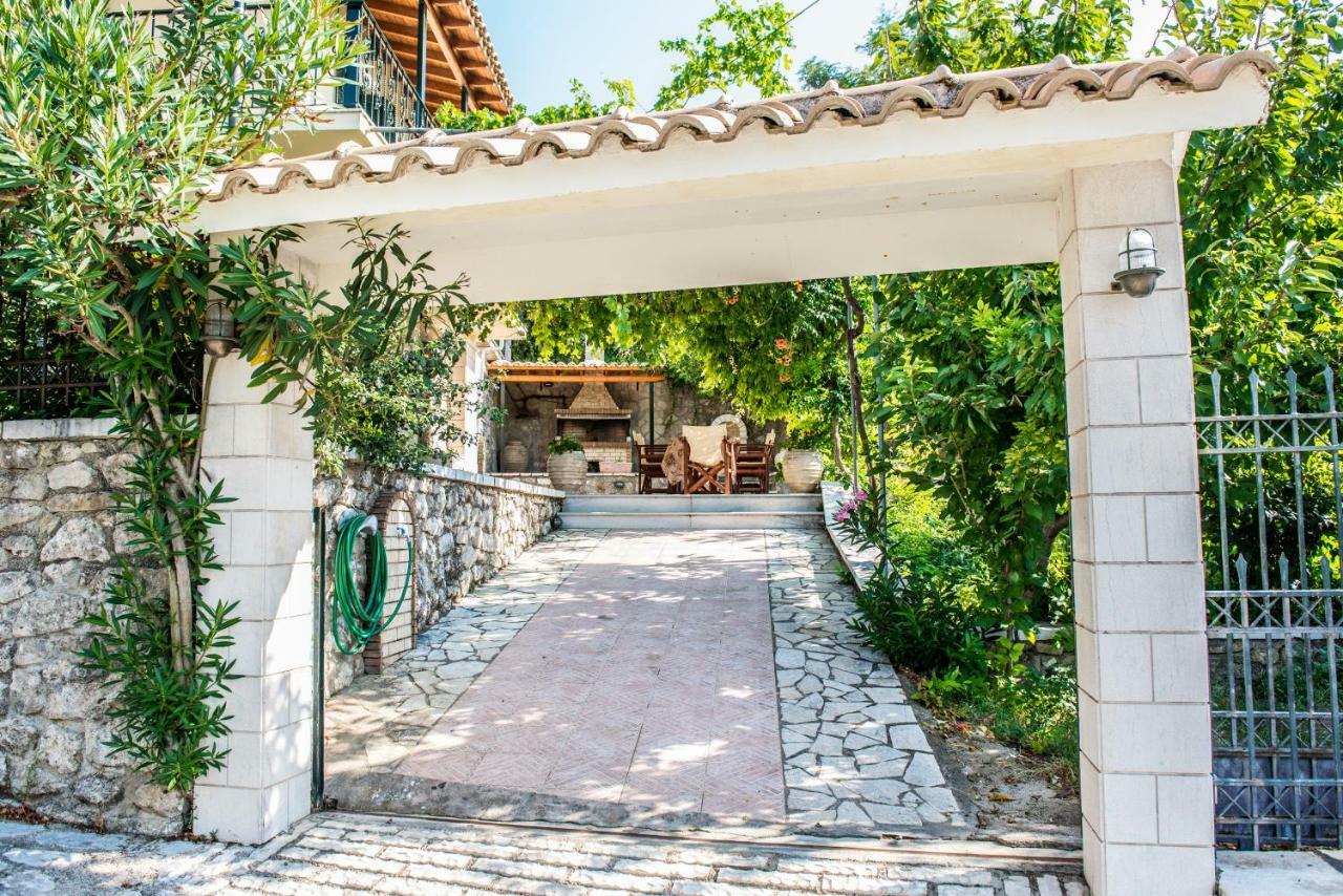 Villa Ilias Pinakokhorion Екстериор снимка