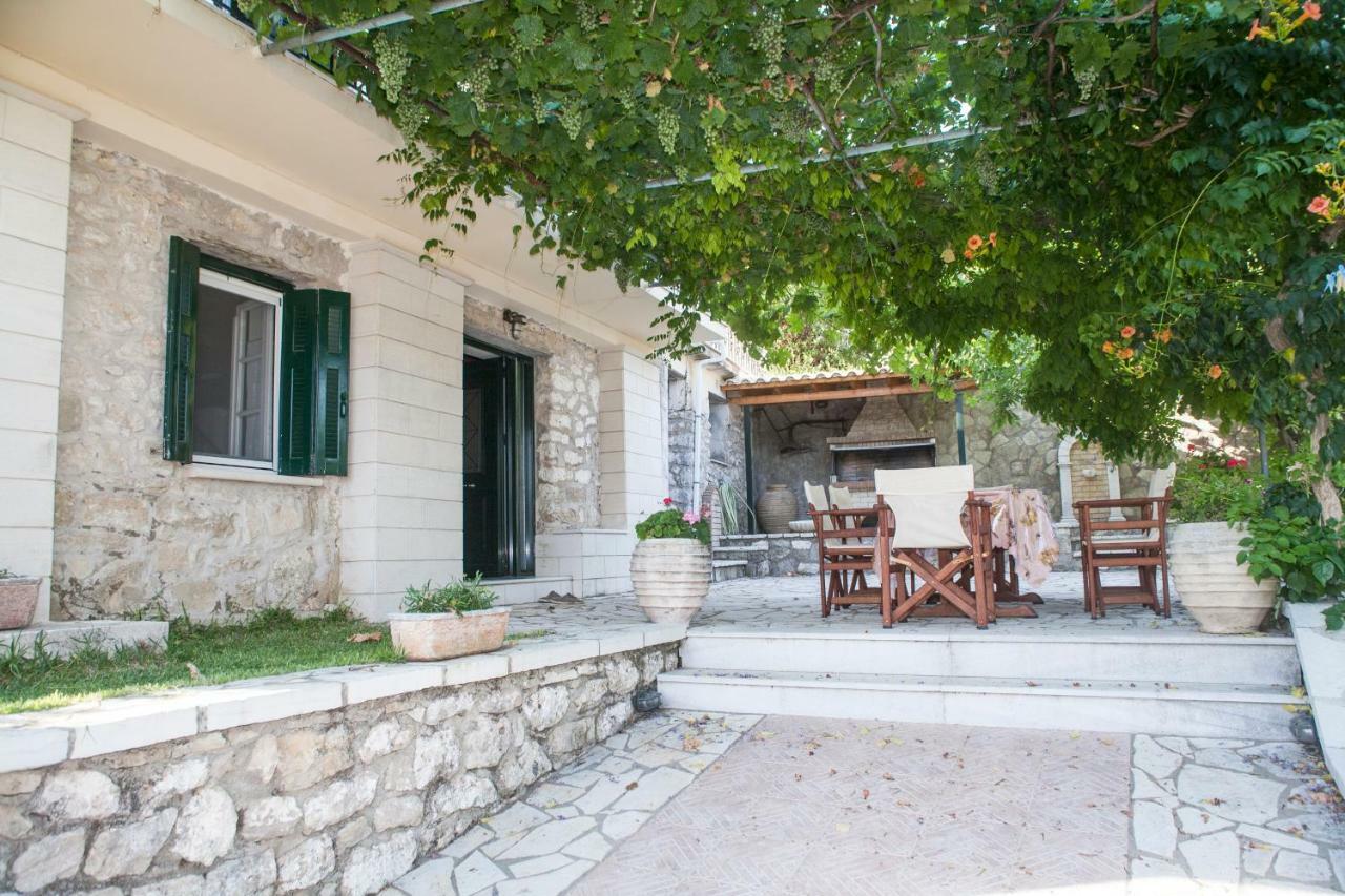 Villa Ilias Pinakokhorion Екстериор снимка